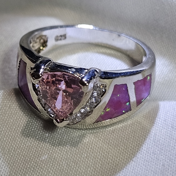 Gorgeous Pink CZ/Fire Opal Ring size 8 - Picture 13 of 15